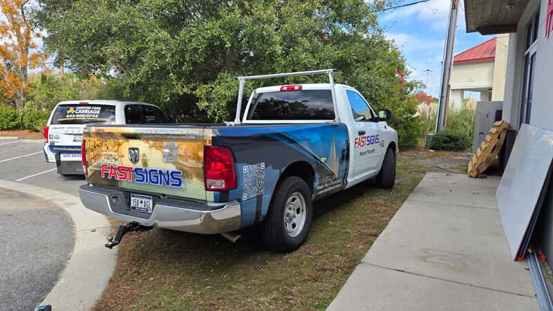 Vehicle & Mobile Advertising